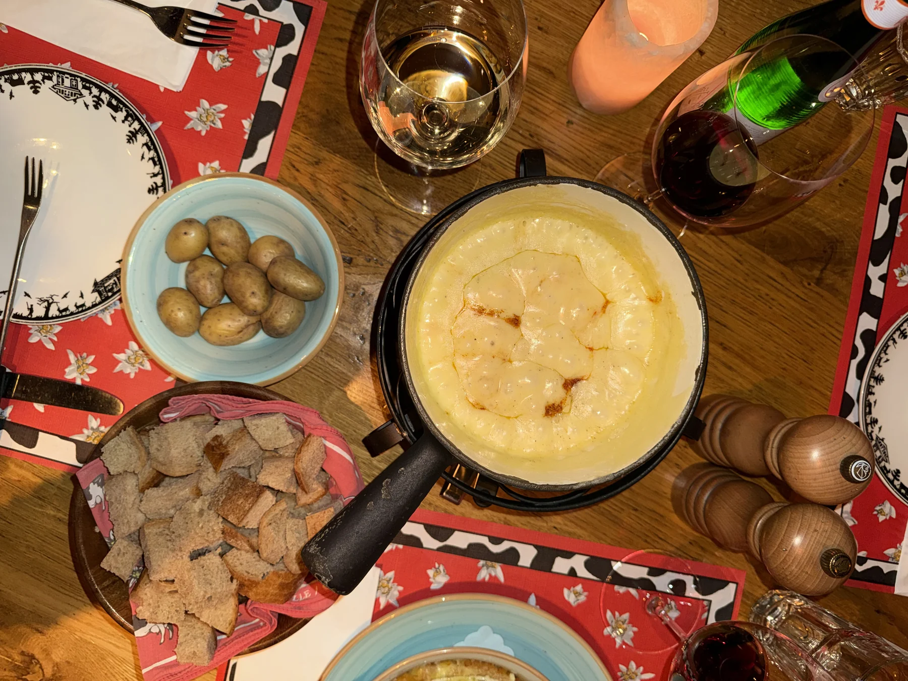 A local fondue dinner in Lucerne