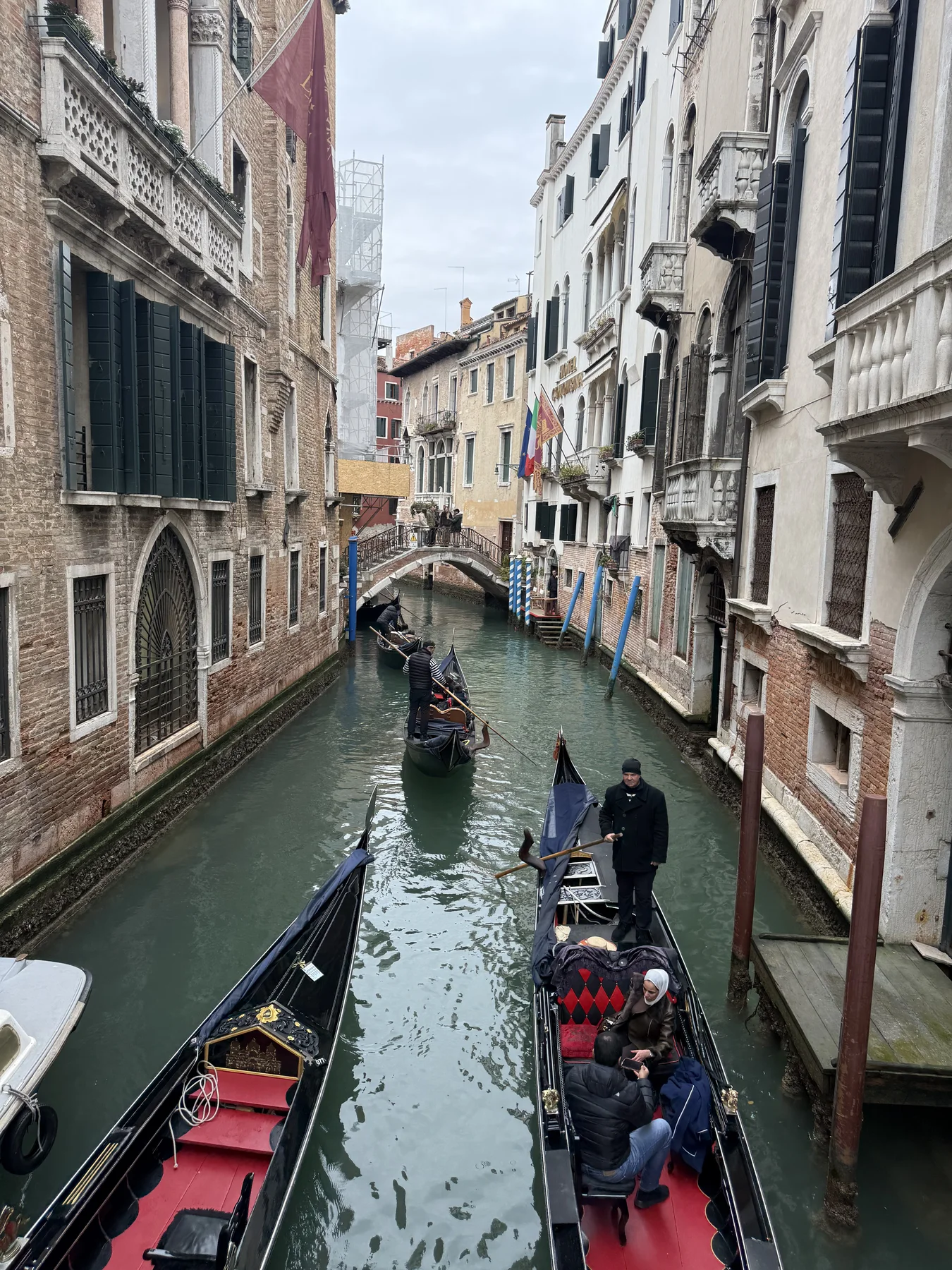 A second narrow canal in Venice